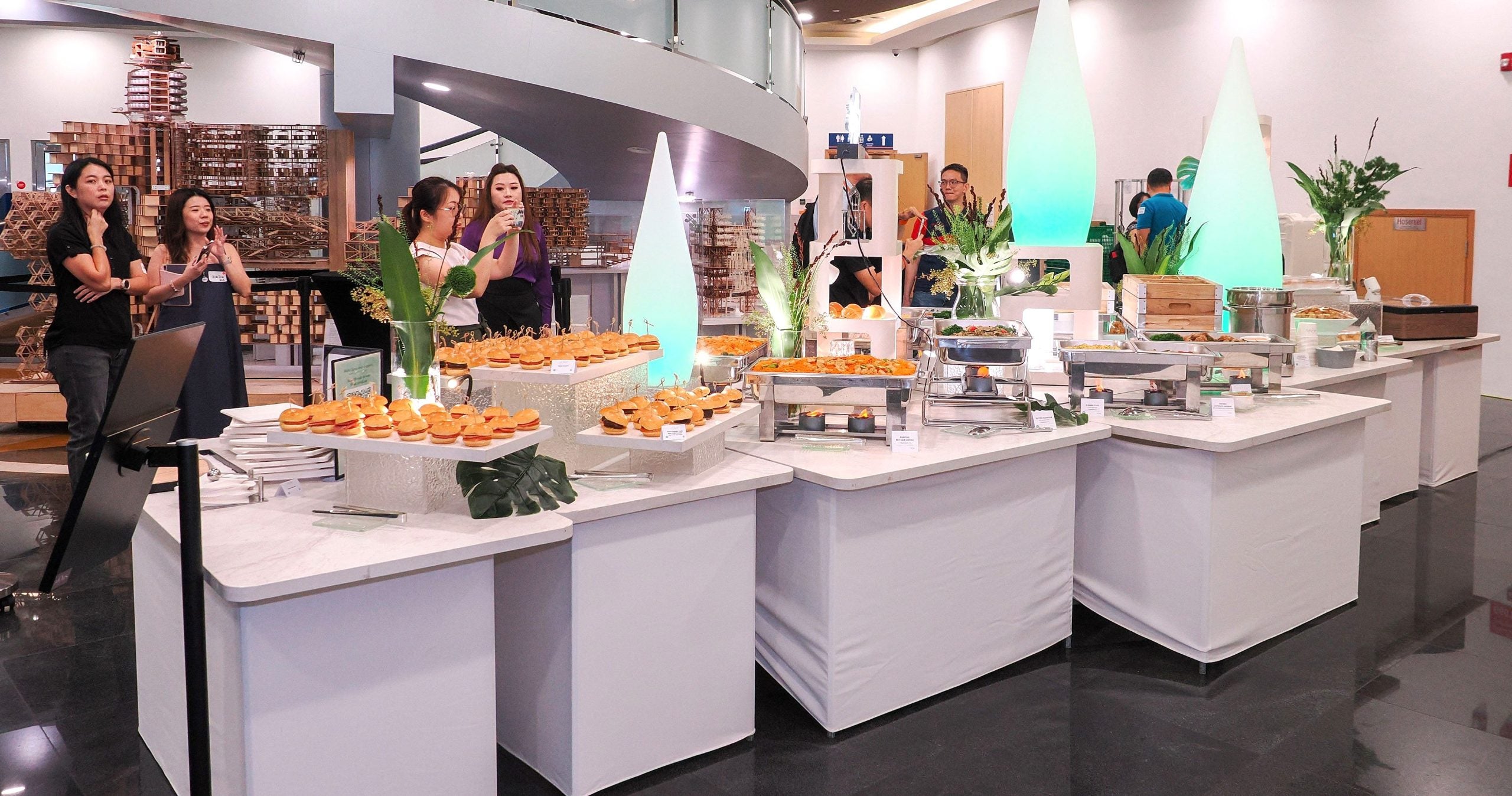 In keeping with the occasion, the caterer for NUS ProcureGreen met the requirements of the Farm-to-table Recognition Programme by procuring at least 15 per cent of local produce across three or more food categories. 
