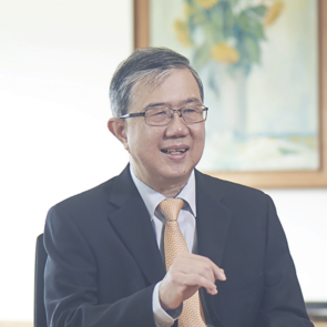 Prof Yong Kwet Yew